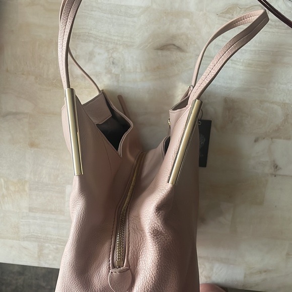 NWT Vince Camuto tote - Picture 4 of 11